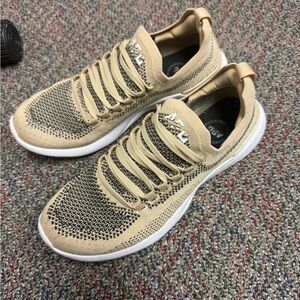 APL Tan and Black Knit Sneakers sz 8